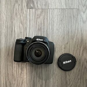 Nikon Black Digital Camera with Lens Cap! Nikon coolpixP530 !